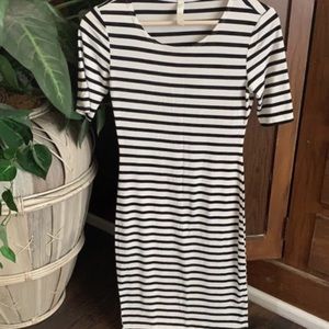 ☀️🍃striped dress size small☀️🍃